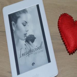 Resenha literária: Inesquecível