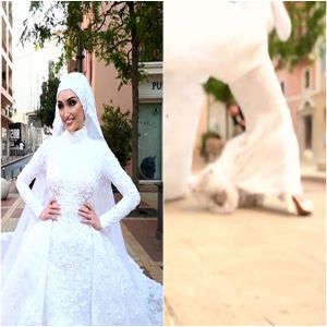 Fotógrafo captura o momento exato da explosão de Beirute neste ensaio fotográfico de casamento