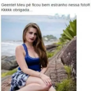 Ela só quer arrumar os pés...