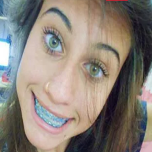 Lembra dela? Veja como está a menina mais linda do Facebook hoje