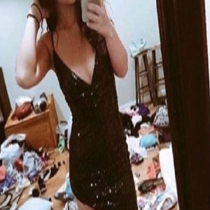 Quando a garota quer pagar de gostosona, mas é imunda