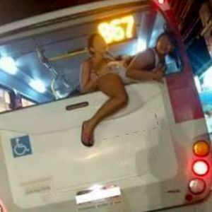 10 cenas malucas do transporte público no Brasil