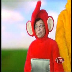 A versão holandesa dos Teletubbies é a coisa mais assustadora que você vai ver