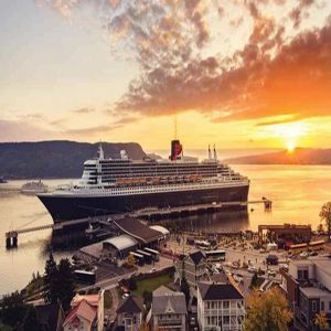 As companhias de cruzeiro planeiam recomeçar mas muitos países estendem a proibição aos navios