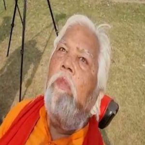 Homem supostamente olha diretamente para o sol