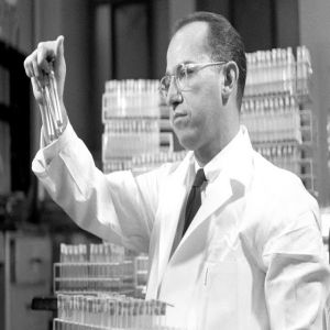 Jonas Salk: a vacina contra a Poliomielite