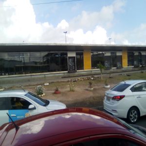 Estação abandonada