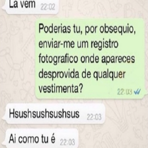 Uma forma poética de pedir nudes àquela mina por quem você tem tanto desejo