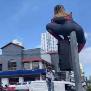 Veja alguns influenciadores que foram flagrados fazendo coisas idiotas