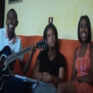 Lembra dos irmãos do meme Para Nossa Alegria? Como eles estão hoje, 8 anos depois, vai te deixar de queixo caído