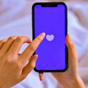 Aplicativos de paquera são seguros? Conheça os principais riscos