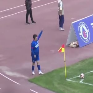 Milionário compra clube e obriga treinador a colocar o filho de 126 kg em campo