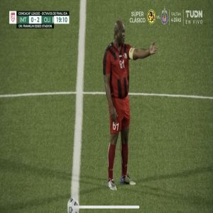 O vice-presidente do Suriname é dono da equipe que possui no Campeonato Concacaf … 60 anos!