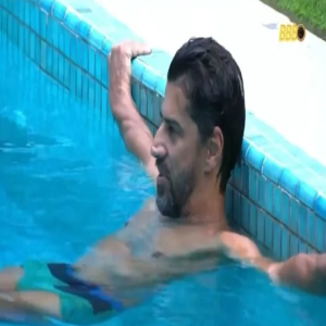 Mulher de participante do BBB 2026 é vítima de ameaças envolvendo o ICE