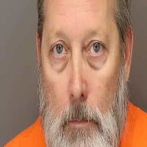 Homem de 86 anos morre após ser atropelado várias vezes pelo filho