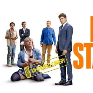 Análise do filme Ricky Stanicky, disponível no Prime Video