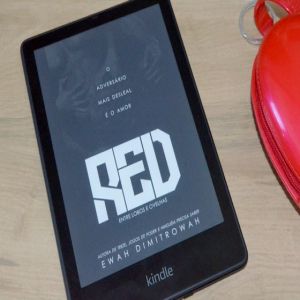 Resenha literária: Red