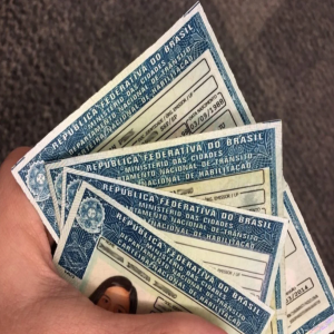 Carteira de habilitação vencida consulte o grupo que precisa renovar o certificado em janeiro