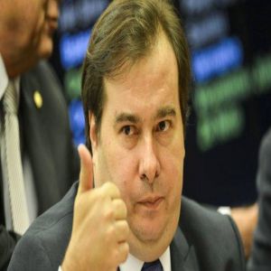 Agora que vai sair Rodrigo Maia quer impeachment