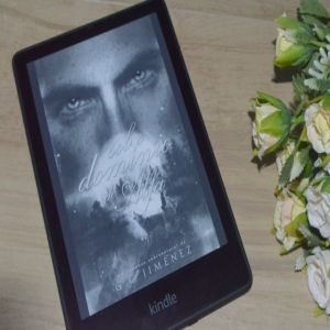 Resenha literária: Sob o Domínio do Alfa