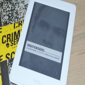 Resenha literária: Indefensável