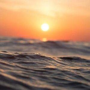 Parte da água da Terra veio do Sol, sugere um novo estudo 