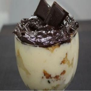 Pavê Natalino de Maracujá com Panetone