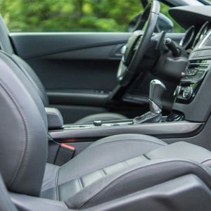 10 coisas que não devem ser deixadas no interior do carro