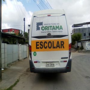Ônibus escolar