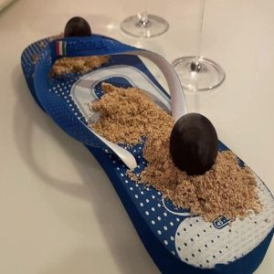 16 pessoas só queriam tomar um café, mas algo deu errado