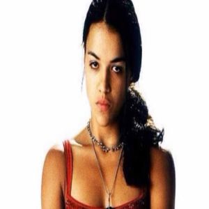 Intérprete da Ana Lucia na série ‘Lost’ completou 44 anos e está no elenco de novo filme 