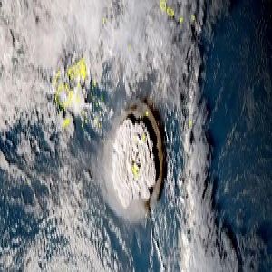 Alerta por tsunami por erupção de vulcão na Indonésia