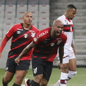 Athletico Paranaense assume a liderança do Brasileirão 2021. Confira os jogos deste domingo pela 5ª rodada