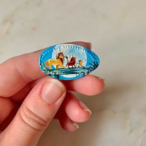 Artista faz mini pinturas incríveis em moedas