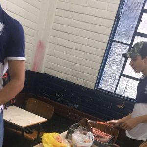 O dia em que o churras dentro da sala deu ruim.