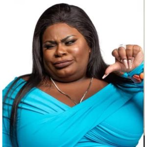 Que tiro foi esse? Jojo Todynho abandona a igreja