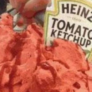 Ketchup com sorvete geladinho hmmmm