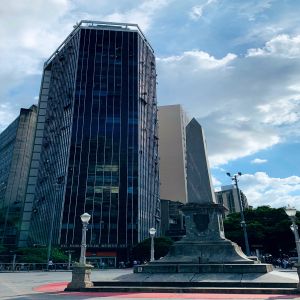 Mira!: BH ganha novo centro cultural com vista icônica da Praça 7