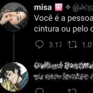 Você abraça pela cintura ou pelo ombro?