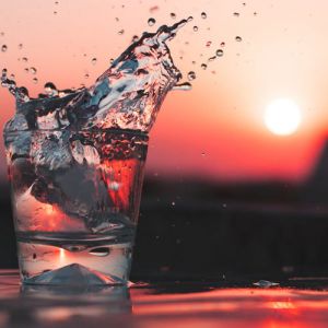 Desidratação causa doenças e pode prejudicar sua auto estima