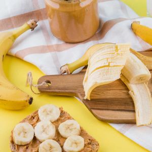 6 maneiras práticas de aproveitar bananas maduras