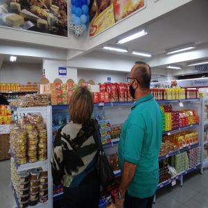 Produtos com 70?descontos: Delicias do leite inaugura nova loja no barreiro