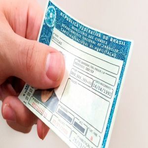 Veja aqui quais são as diferenças entre CNH Cassada, Suspensa ou Bloqueada