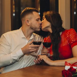 40 situações constrangedoras que todo mundo já viveu em um encontro romântico