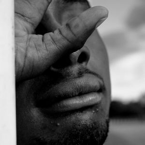 Entenda o racismo estrutural e não fuja da realidade