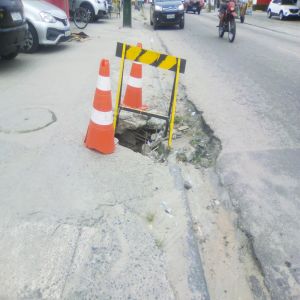 Buraco na Rua da Lama