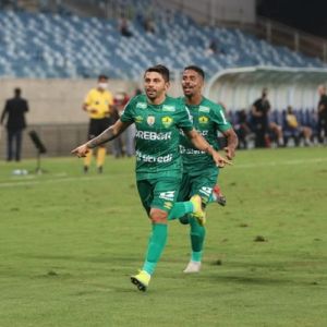 Brasileirão Série B: Cuiabá vence a Ponte Preta e dispara na liderança. Veja os gols