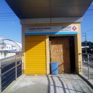 Obra de estação demorada
