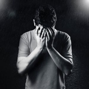 Quem muito peca, é porque muito se coloca em perigo de pecar, e sofre de cegueira espiritual