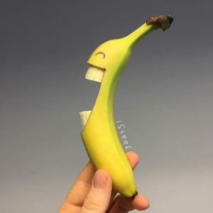 A arte inusitada de Stephan Brusche: Transformando bananas em obras-primas